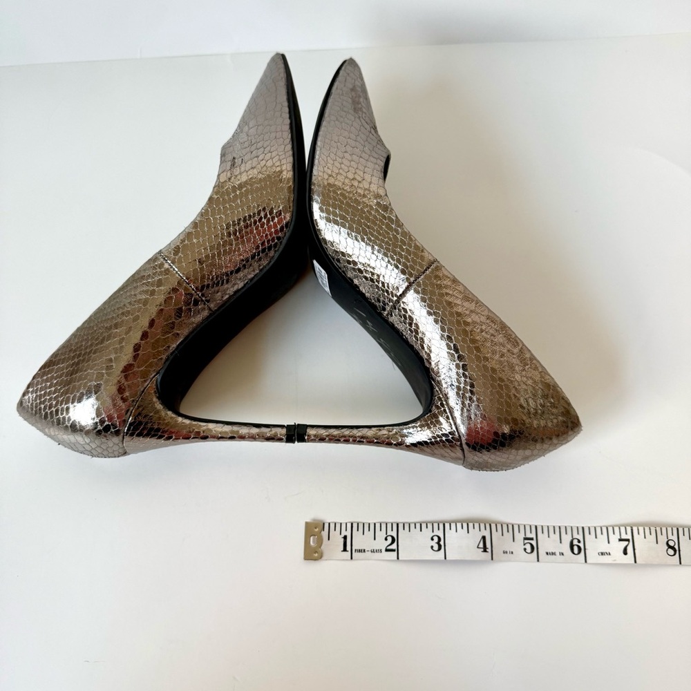 TORRID Metallic Snake Print Faux Patented Leather Pumps—SZ. 7 - Picture 12 of 14